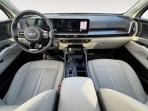 Used 2024 Kia Sorento S w/ Panoramic Sunroof Package AWD/4WD image 11