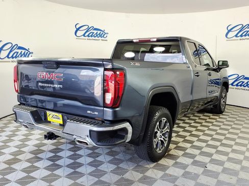 Used 2021 GMC Sierra 1500 SLE w/ X31 Off-Road Package AWD/4WD image 4