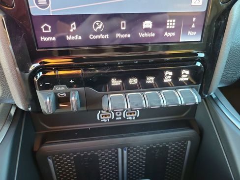 New 2026 RAM 3500 Laramie w/ Max Tow Package image 18