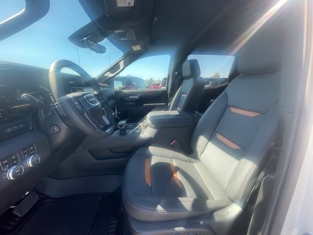 New 2026 GMC Sierra 1500 AT4 w/ AT4 Premium Package AWD/4WD image 11