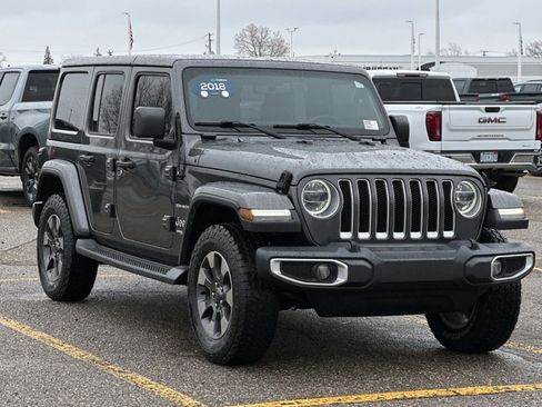 Used 2018 Jeep Wrangler Unlimited Sahara image 6