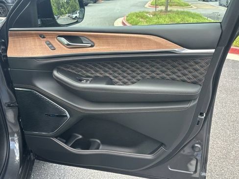 New 2026 Jeep Grand Cherokee Summit AWD/4WD image 14