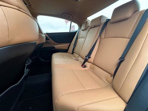 Used 2023 Lexus ES 350 Premium image 44