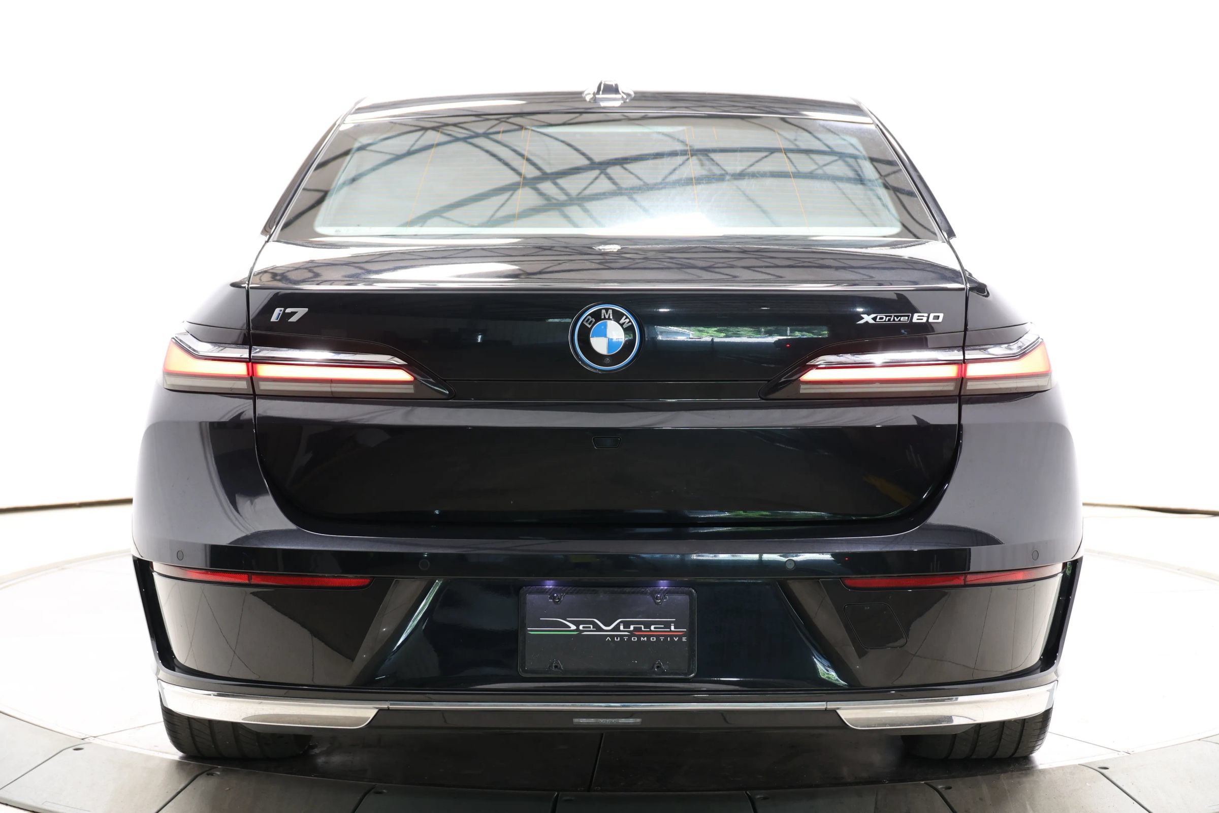 Used 2023 BMW i7 xDrive60 AWD/4WD image 63