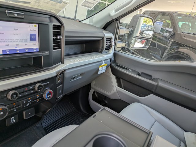 New 2026 Ford F550 2WD Regular Cab Super Duty image 19