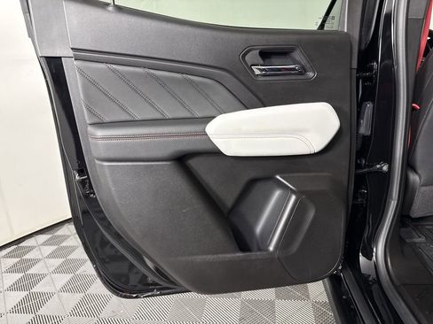 New 2025 GMC Canyon AT4 w/ AT4X Package image 19