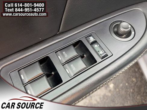 Used 2013 Chrysler 200 Limited image 16
