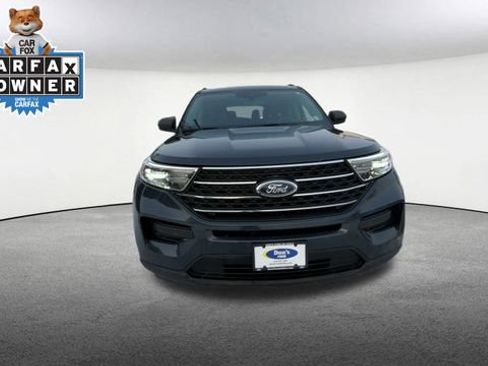 Certified 2023 Ford Explorer XLT w/ Class IV Trailer Tow Package image 3