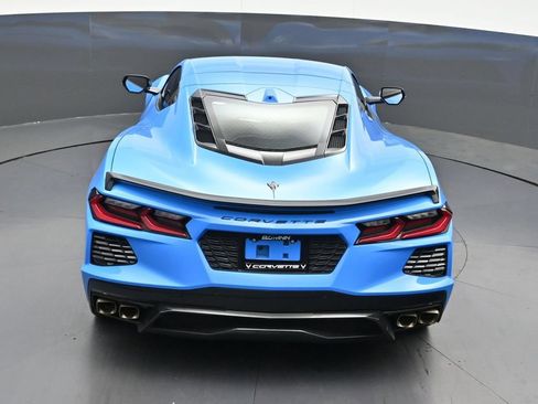 Used 2024 Chevrolet Corvette Stingray Coupe w/ Z51 Performance Package RWD image 18