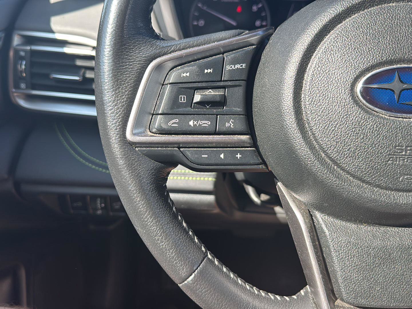 Used 2023 Subaru Outback Onyx Edition AWD/4WD image 18