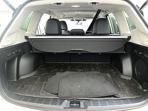 Used 2024 Subaru Forester Limited image 17