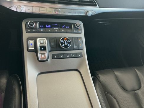 Used 2022 Hyundai Palisade Limited AWD/4WD image 18