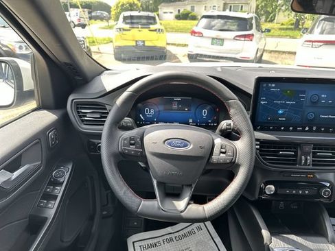 Used 2024 Ford Escape ST-Line Select w/ Tech Pack #2 AWD/4WD image 13