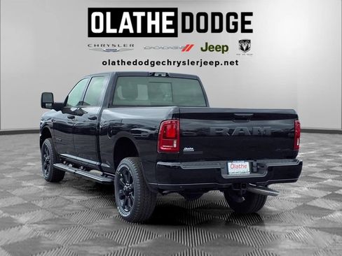 New 2026 RAM 2500 Big Horn AWD/4WD image 3