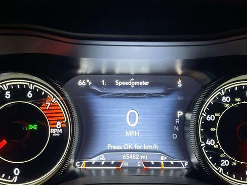 Used 2019 Jeep Cherokee Trailhawk w/ Cold Weather Group image 15