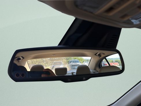 Used 2017 Honda Accord Touring image 22