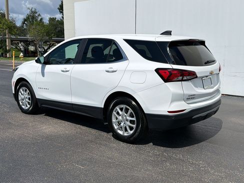 Used 2024 Chevrolet Equinox LT FWD image 3
