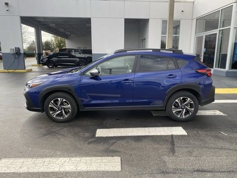Used 2024 Subaru Crosstrek 2.0i Premium image 5