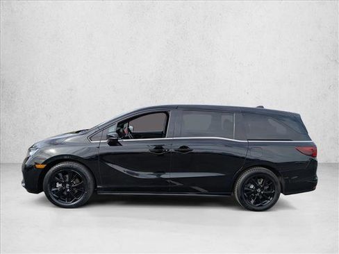 Used 2023 Honda Odyssey Sport image 8
