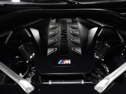 Certified 2023 BMW X7 M60i w/ Executive Package image 34