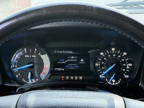 Used 2016 Ford Expedition EL XLT image 15