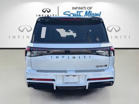 New 2026 INFINITI QX80 4WD w/ Sport Exterior Package image 5
