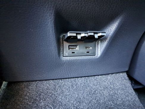 Used 2026 Toyota Camry LE w/ Convenience Package image 9