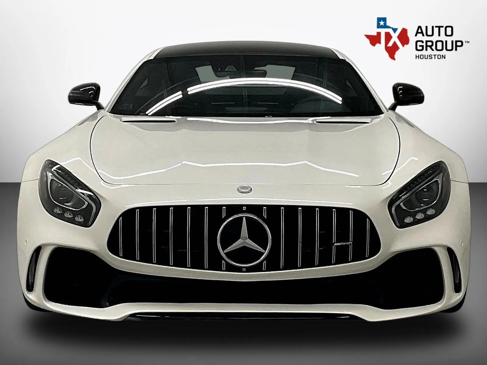 Used 2018 Mercedes-Benz AMG GT R image 6