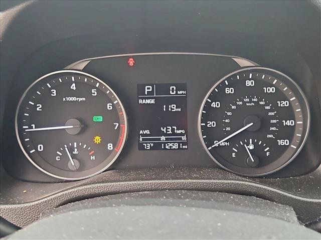 Used 2018 Hyundai Elantra SE FWD image 14