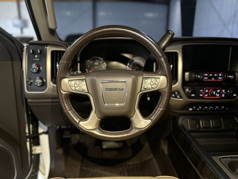 Used 2016 GMC Sierra 2500 Denali w/ Driver Alert Package AWD/4WD image 23