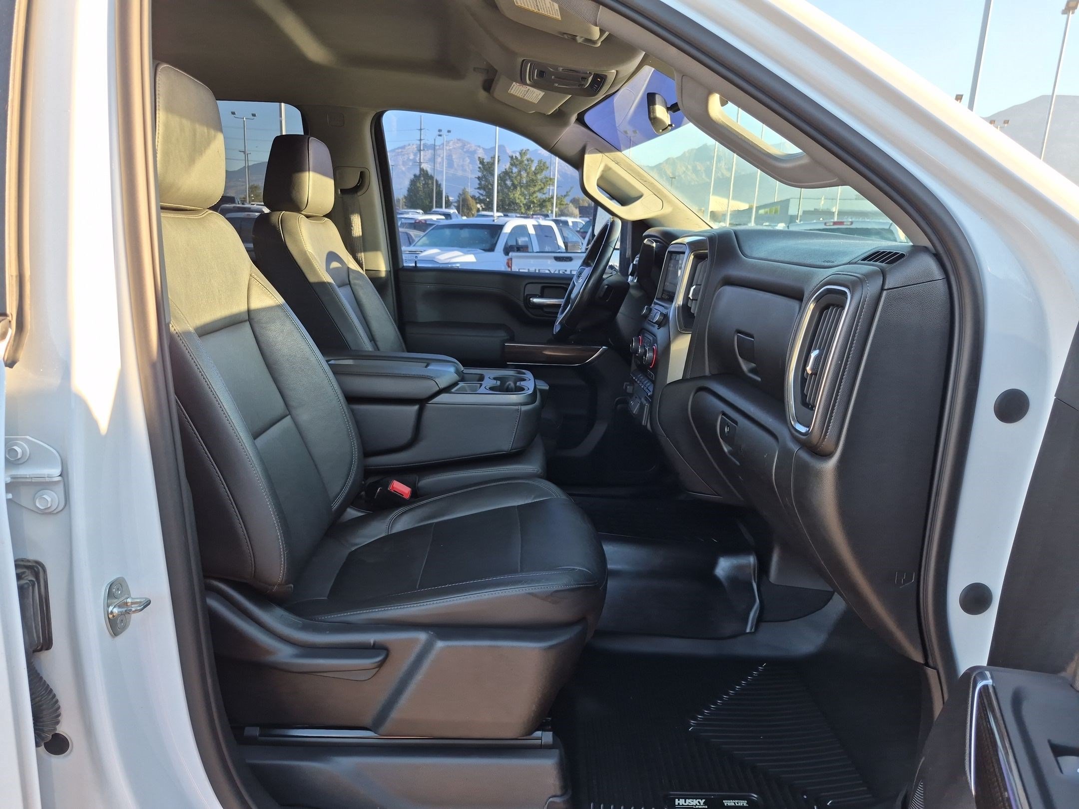 Used 2020 Chevrolet Silverado 3500 LT w/ Convenience Package AWD/4WD image 30