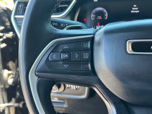 Used 2021 Jeep Grand Cherokee L Limited AWD/4WD image 19