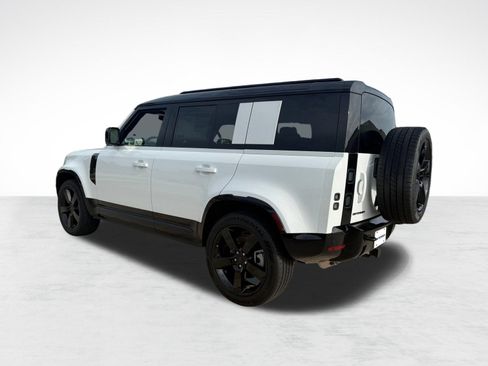 New 2026 Land Rover Defender 110 X-Dynamic SE AWD/4WD image 3