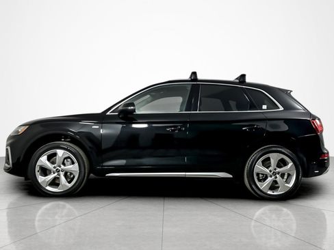 Used 2023 Audi Q5 2.0T Premium Plus w/ Premium Plus Package image 2