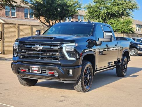 Used 2026 Chevrolet Silverado 2500 LTZ w/ Trail Boss Package AWD/4WD image 12
