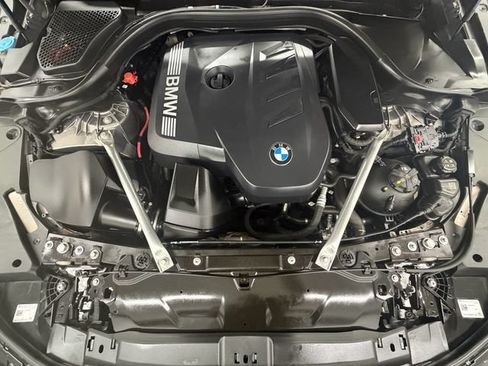 Used 2026 BMW 530i RWD image 9
