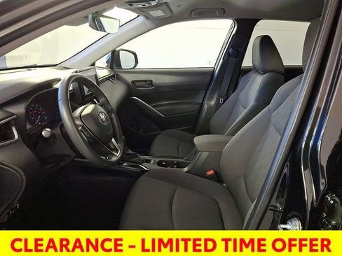 Used 2024 Toyota Corolla Cross LE image 15