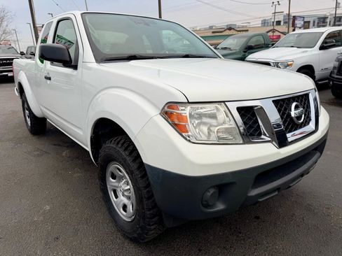 Used 2019 Nissan Frontier S image 7