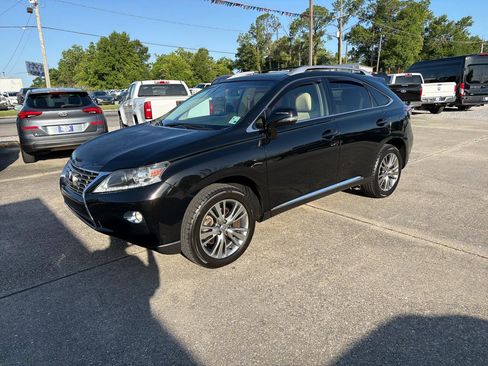 Used 2013 Lexus RX 350 FWD w/ Premium Pkg image 2