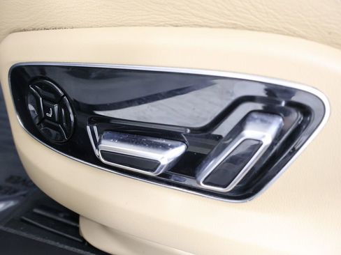 Used 2019 Audi A8 L 3.0T image 21