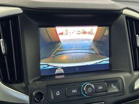 Used 2020 GMC Terrain SLE FWD image 21