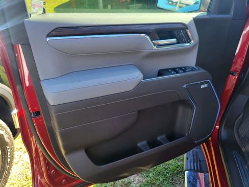 New 2026 GMC Sierra 1500 SLT w/ SLT Premium Plus Package image 11