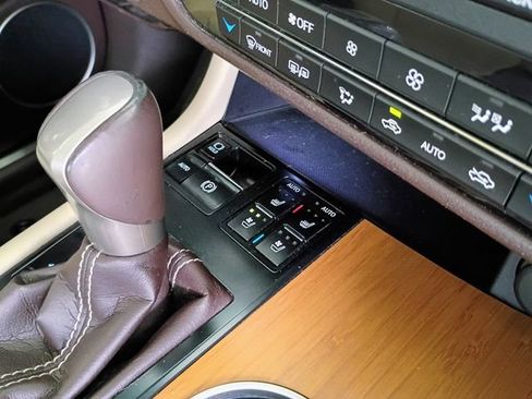 Used 2017 Lexus RX 350 AWD w/ Premium Package image 55
