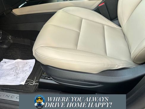 New 2026 Lincoln Corsair Premiere w/ Towing Package image 8