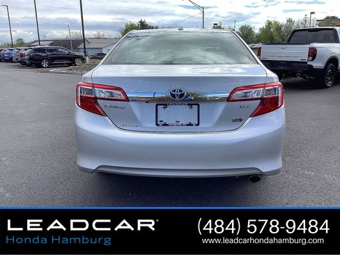 Used 2013 Toyota Camry XLE w/ Leather Pkg FWD image 8