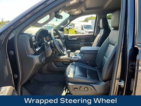 Used 2023 Chevrolet Silverado 1500 LT AWD/4WD image 17