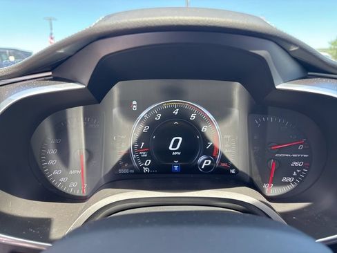 Used 2017 Chevrolet Corvette Grand Sport w/ Grand Sport Heritage Package RWD image 10