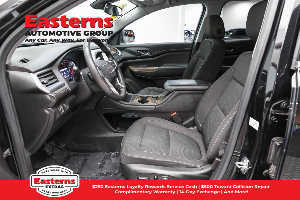 Used 2023 GMC Acadia SLE w/ Driver Convenience Package AWD/4WD image 15