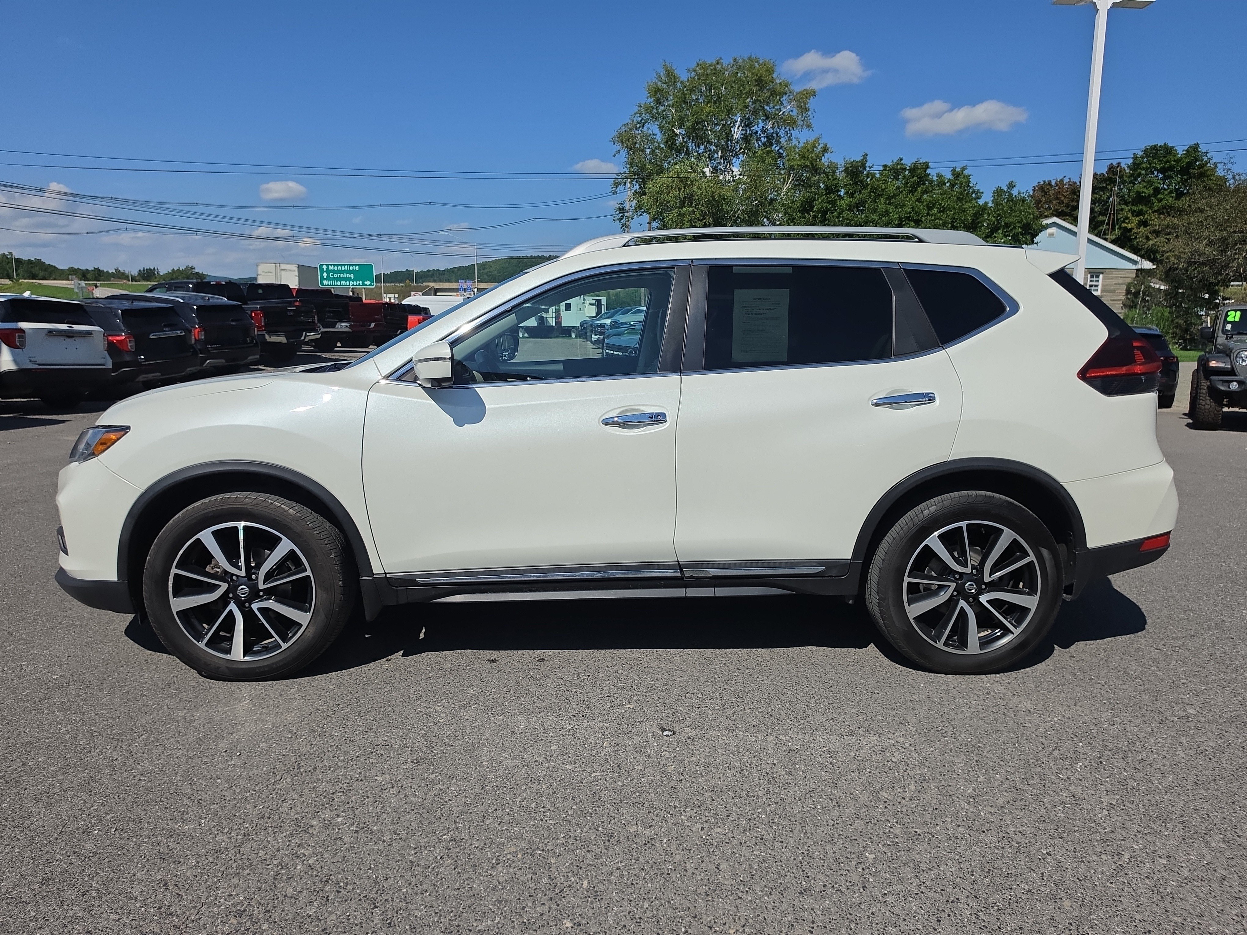Used 2019 Nissan Rogue SL AWD/4WD image 7