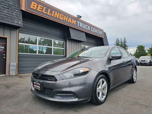 Used 2015 Dodge Dart SXT FWD image 1